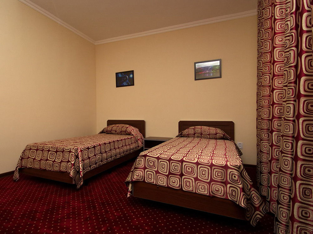 Rohat Hotel Chilonzor Tashkent Exterior photo