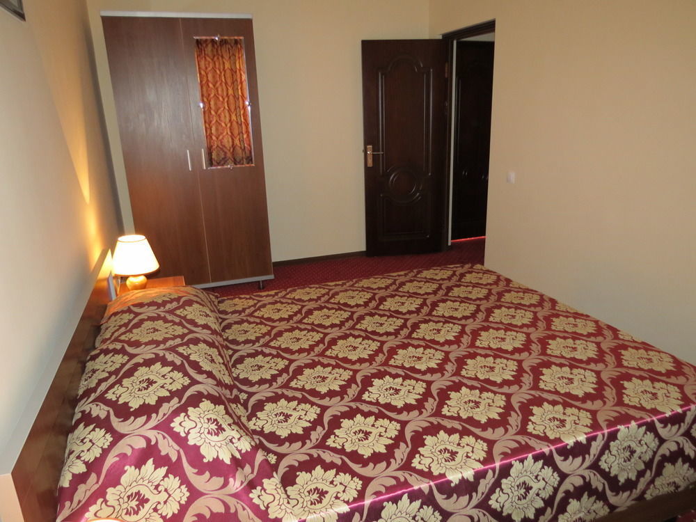 Rohat Hotel Chilonzor Tashkent Exterior photo