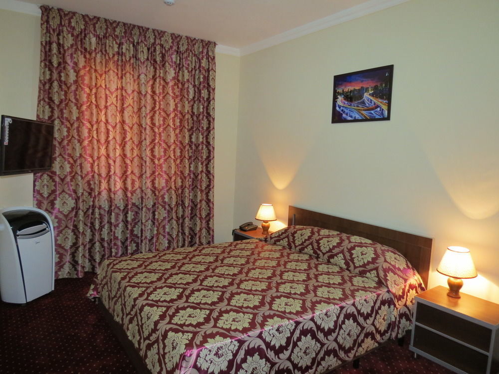 Rohat Hotel Chilonzor Tashkent Exterior photo